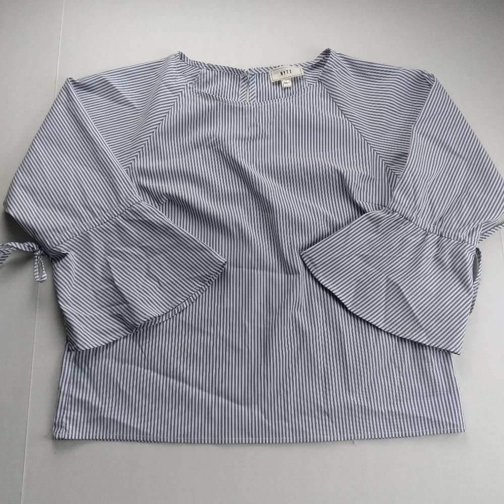 NYTT Blue & White Striped Flared Sleeve Blouse